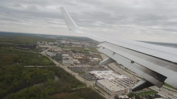 飛行機と雲の翼 飛行機からの眺め 高品質4K映像 — ストック動画
