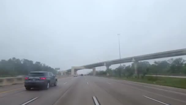 Pov Άποψη Του Heavy Downpour Κατά Την Οδήγηση Στον Αυτοκινητόδρομο — Αρχείο Βίντεο