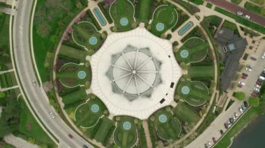 Chicago Beyaz Tapınak Tapınağı 'nın hava görüntüsü. Yüksek kalite 4k görüntü