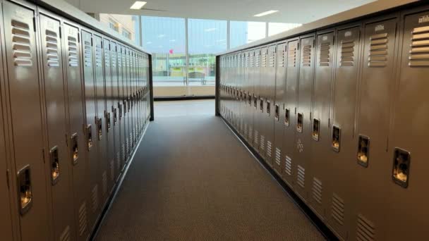 Wide Shot Lockers School Hallway High Quality Footage — Stock Video