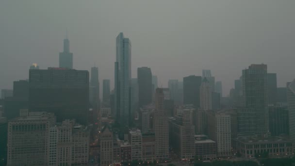 Aerial Shot Smoky Air Canadian Wildfires Blankets Midwestern Skies Chicago — Vídeos de Stock