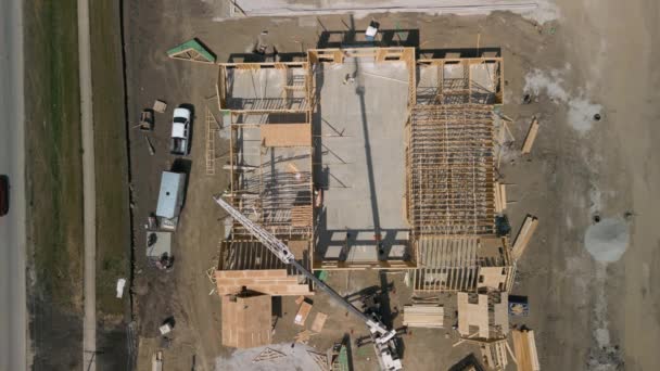 Drone Muy Por Encima Tiro Elemento Casa Sitio Construcción Familiar — Vídeo de stock