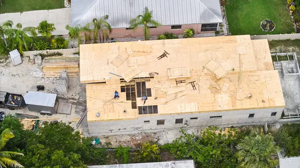 Családi Építkezés Egy Ház Építése Floridában Légi Fénykép Felett Kiváló Jogdíjmentes Stock Fotók