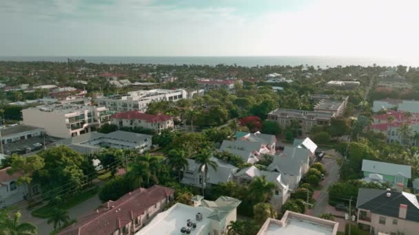 Innenstadt Naples Florida Stadt Strand Und Küstenhäuser Abendzeit Luftaufnahme Hochwertiges — Stockvideo