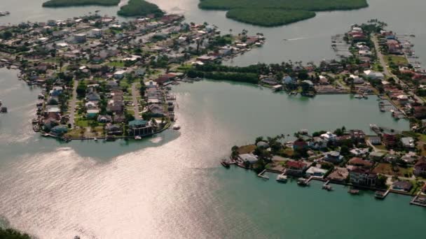 Die San Marco Insel Mit Wohnhäusern Tagsüber Florida Usa Drohnenweite — Stockvideo