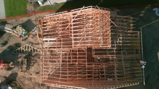Construção Casa Quadro Madeira Local Construção Família Tiro Dia Drone — Vídeo de Stock