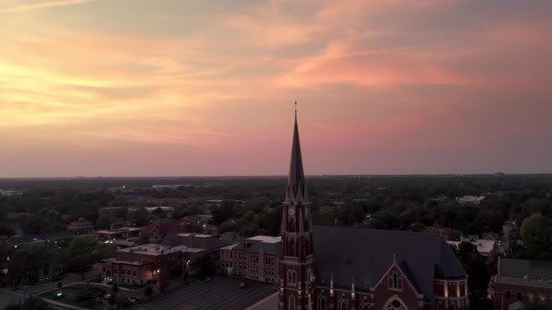 Old Temple Catholic Church Countryside Naperville Evening Time Wide Aerial — Stock Video