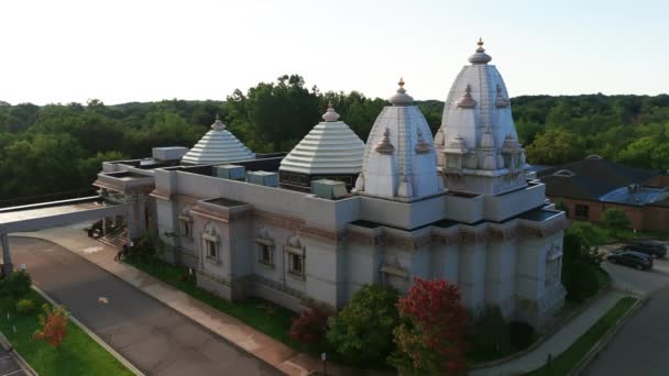 インドのヒンドゥー教寺院のドローンショット テンプル ドローン空中映像 高品質の4K映像 — ストック動画