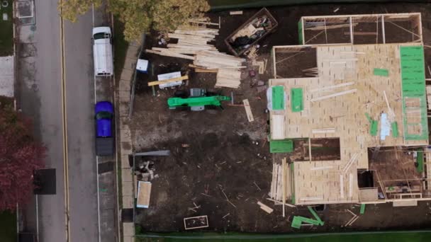 Hausbau Holzrahmen Der Familienbaustelle Auf Drohnenzeit Gedreht Drohne Über Schuss — Stockvideo