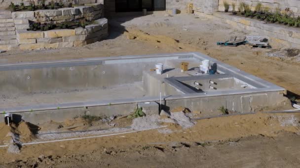 Stavba Výstavba Bazénu Blízkosti Soukromého Domu Vysoce Kvalitní Záběry — Stock video