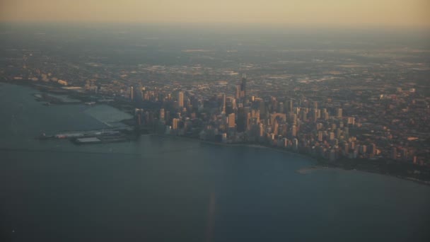 シカゴ オアレ空港に着陸する飛行機からの眺め 高品質の4K映像 — ストック動画