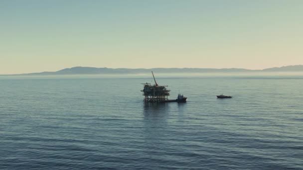 Imagens Drones Plataforma Perfuração Oil Gás Pacific Ocean Rig Califórnia — Vídeo de Stock