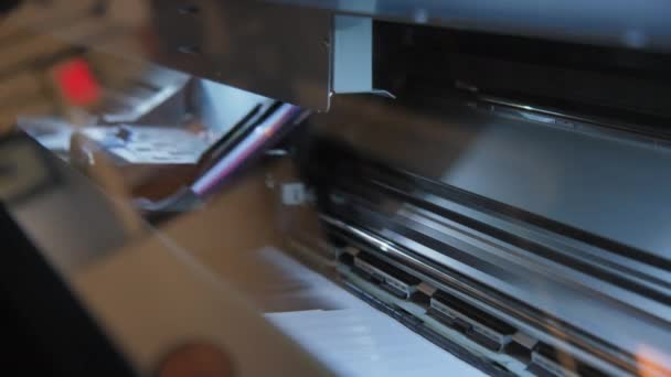 Печать Пленке Большом Технологическом Принтере Производство Рекламных Фильмов Широкие Кадры — стоковое видео