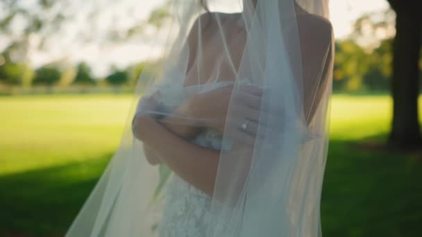Bride Stands Alone Street Hugs Herself High Quality Footage — Stock Video