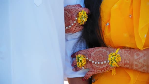 Traditionele Indiase Hindoe Bruiloft Een Paar Staan Samen Hoge Kwaliteit — Stockvideo