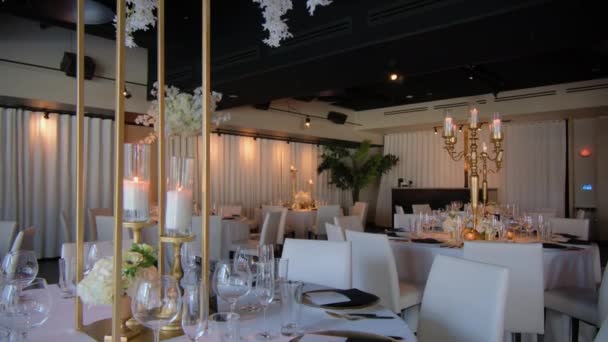 Restaurant Rempli Tables Chaises Bougies Mariage Images Haute Qualité — Video
