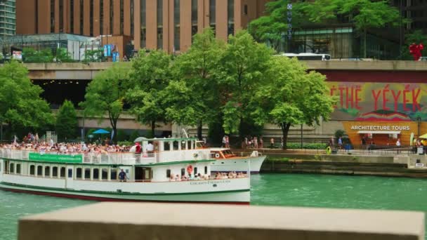Krajobraz Miejski Wieloma Wysokimi Budynkami Rzeką Chicago Wydział Wewnętrzny Chicago — Wideo stockowe
