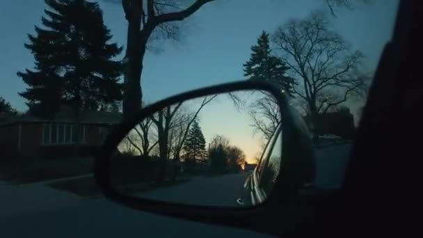 Sol Reflecte Espelho Carro Noite Vista Espelho Traseiro Carro Imagens — Vídeo de Stock