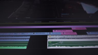 Bir bilgisayarda video düzenleme görüntüsünü kapat ve video düzenleme, video işleme programının çalışmalarını yakala. Yüksek kalite 4k görüntü