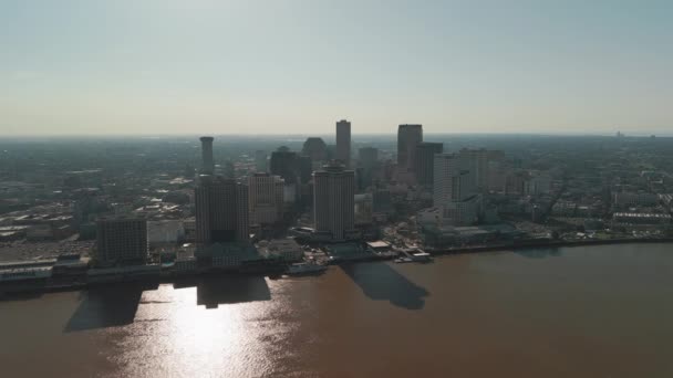 Brede Luchtfoto Van Mississippi River Waterfront Skyline Van Stad New — Stockvideo
