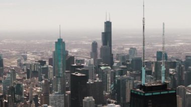 Chicago şehir merkezinin silueti. Hava aracı görüntüsü. Yüksek kalite 4k görüntü