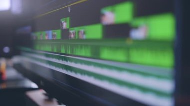 Bilgisayar ekranının video düzenleme işlemini bilgisayarda nerede yaptığı görüntülerini kapat. Yüksek kalite 4k görüntü