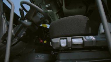 Yeni bir yük kamyonu kamyonunun içi. - Evet. Yüksek kalite 4k görüntü