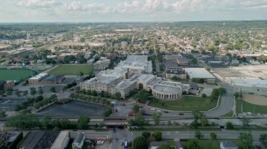 Joliet Lisesi sahası. Hava manzarası. Yüksek kalite 4k görüntü