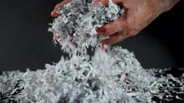 Kağıt ofis evrakları işçilerin elinde. Kapatın. Yüksek kalite 4k görüntü