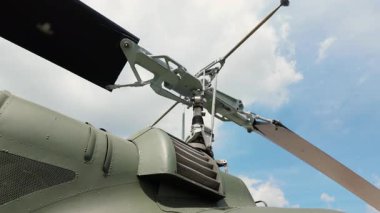 Klasik Amerikan askeri helikopterinin pervane bıçakları. Yüksek kalite 4k görüntü