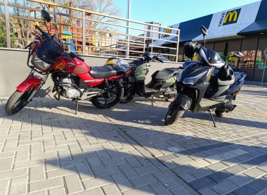 Kropyvnytskyi, Ukrayna - 15 Mart 2025: Spor motosikletleri