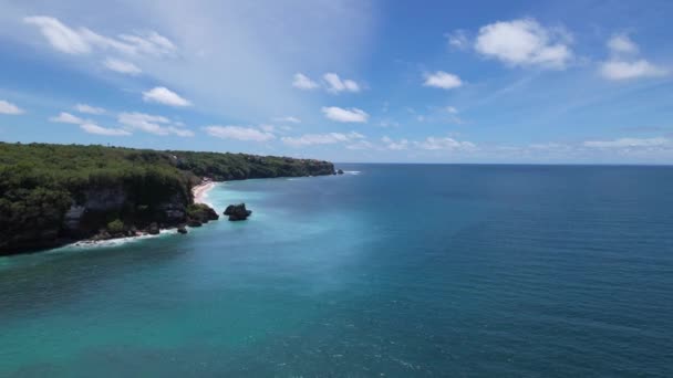Padang Padang Pláž Bali Letovisky Tyrkysovým Oceánem Letecký Záběr Shora — Stock video
