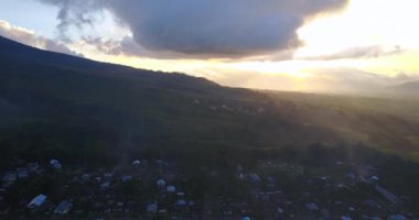 Ruteng, Doğu Nusa Tenggara, Endonezya çevresindeki hava manzarası. 