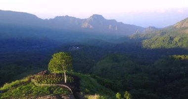 Doğu Nusa Tenggara, Endonezya 'daki Bena Geleneksel Köyü' nün Sabah Görüş Alanı. 