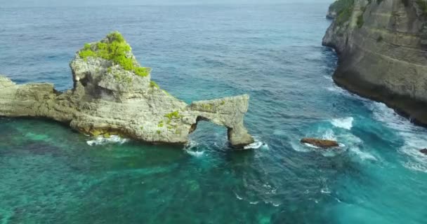 Atuh Sahili Nusa Penida Adası Bali Endonezya Çevresindeki Hava Manzarası — Stok video