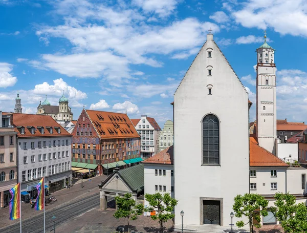 对历史名城奥格斯堡的观景 包括圣莫里茨 复兴市政厅和韦伯豪斯 — 图库照片