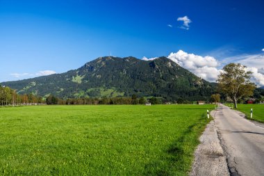 Allgaeu 'nun Bavyera Alplerinde Gruenten Dağı