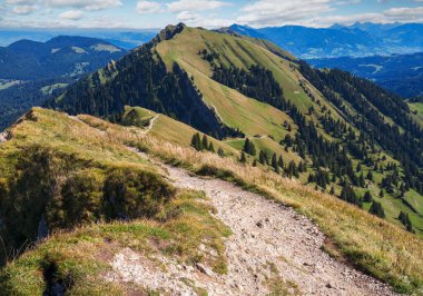 Oberstaufen (Bavyera, Almanya) yakınlarındaki Hochgrat dağından görüntü)