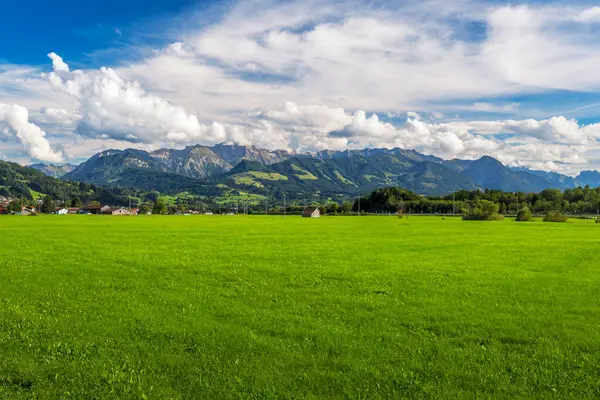 Allgaeu Alplerinde Moutnains (Bavyera, Almanya)