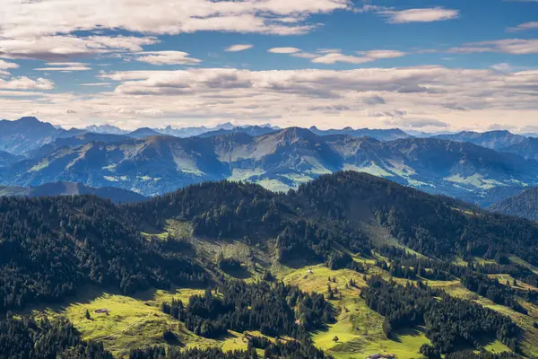 Oberstaufen (Bavyera, Almanya) yakınlarındaki Hochgrat dağından görüntü)