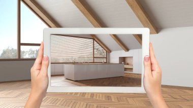 Gelişmiş gerçeklik kavramı. Boş ahşap iç kısımlardaki mobilya ve tasarım ürünlerini taklit etmek için kullanılan AR uygulamalı el bilgisayarı tableti.