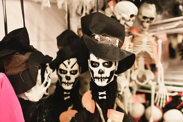 Potwór Szytymi Ustami Halloween Costume Store — Zdjęcie stockowe