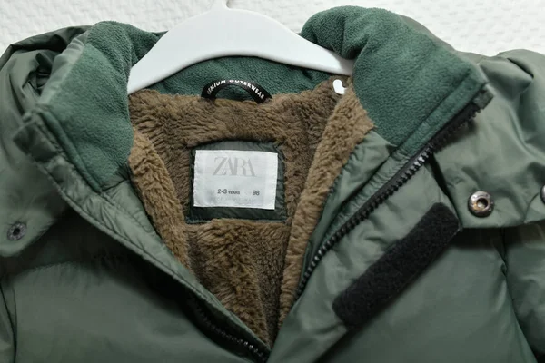 Париж Франция Марта 2023 Zara Label Jacket Boy — стоковое фото