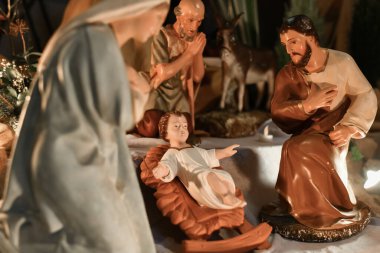 Joseph Mary ve küçük İsa ile Noel kreşi