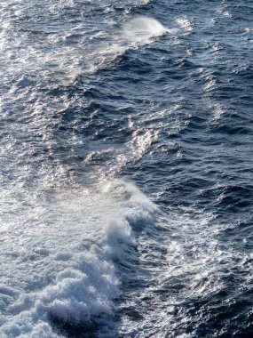 Yunanistan 'da Ege Denizi' nde güzel köpük dalgaları