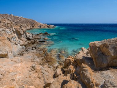 Yunanistan 'ın Mykonos adasındaki plajın panoramik manzarası