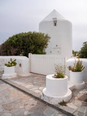 Yunanistan 'daki Mykonos adasının Beyaz Yel değirmeni