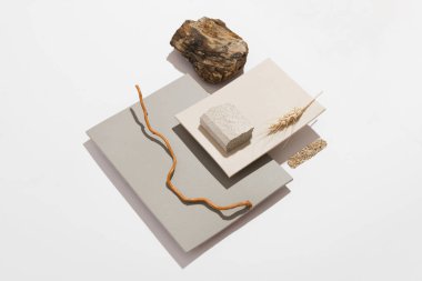 Dokular ruh hali tahtası. Malzeme örnekleri iç tasarım. Mimarlar için Moodboard tasarımı ve seçimi. Malzeme örnekleri, üst görünüm