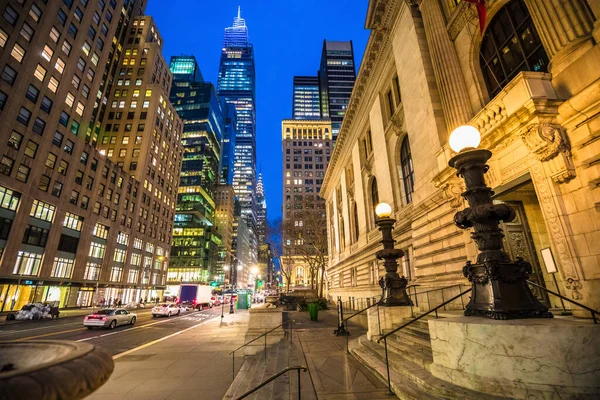 Manzaralı Cadde New York City Gökdelenleri Akşam Manzarası Amerika Birleşik — Stok fotoğraf
