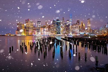 New York City şehir merkezi liman manzaralı, ünlü gökyüzü, ABD